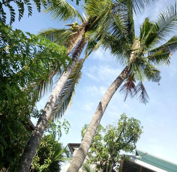 Samathi Lake Resort