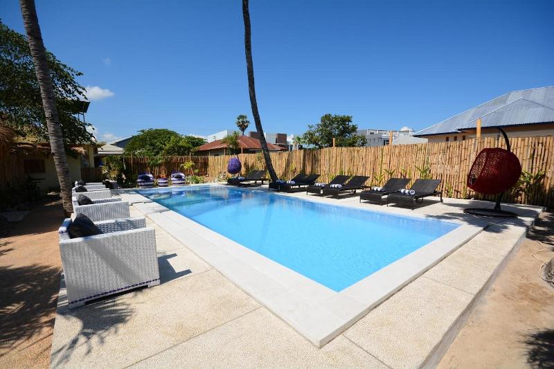 تختخواب و صبحانه World Bnb