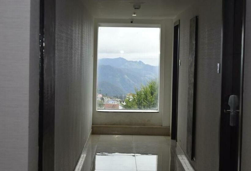 Отель The Hamuse Luxury