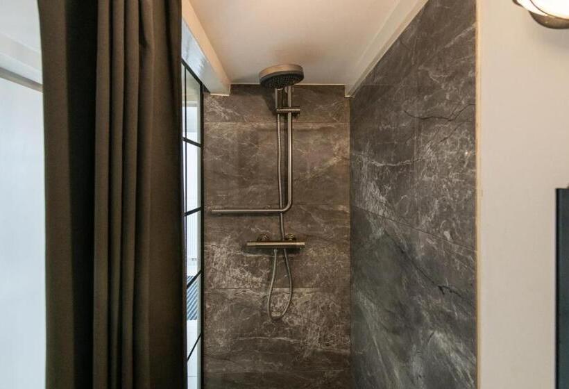 צימר Two Bedroom Apartment In A Beautiful Canalhouse In City Centre