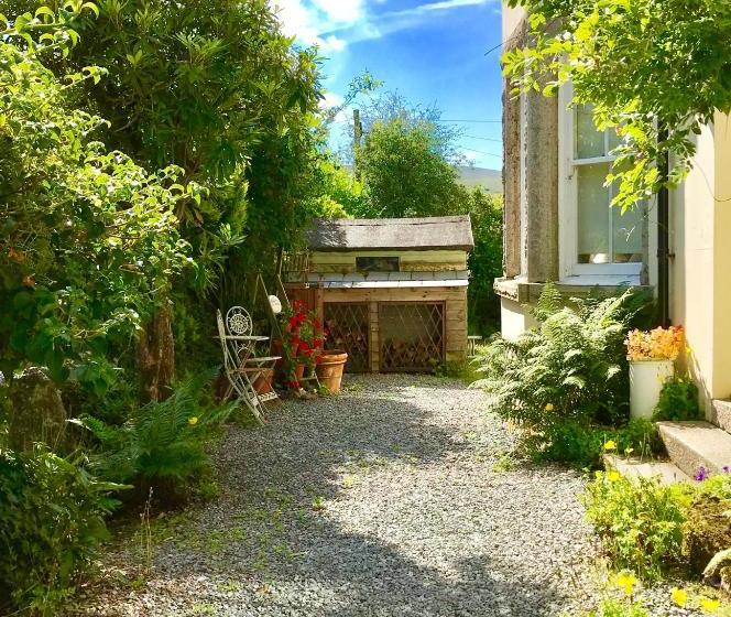 Dartmoor House B&b