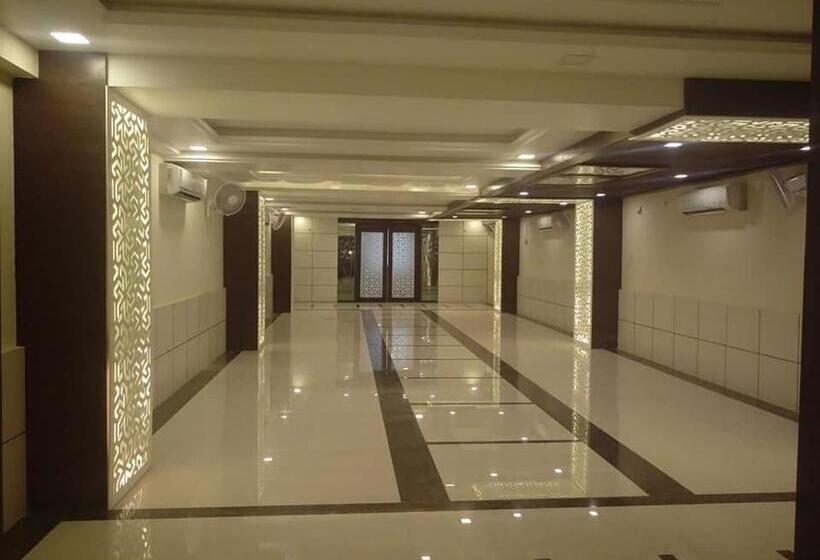Lijoy Hotel & Restra