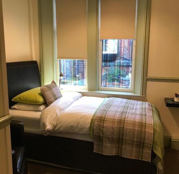 تختخواب و صبحانه Abberley House