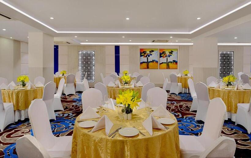 Fortune Inn Promenade, Vadodara   Member Itc S Hotel Group