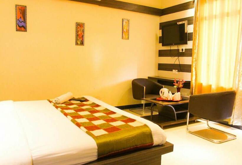 فندق Shagun Residency Behror