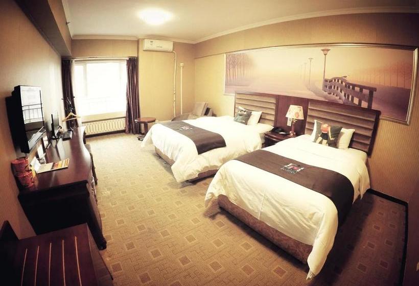 Pai Hotel Heze Railway Station Square