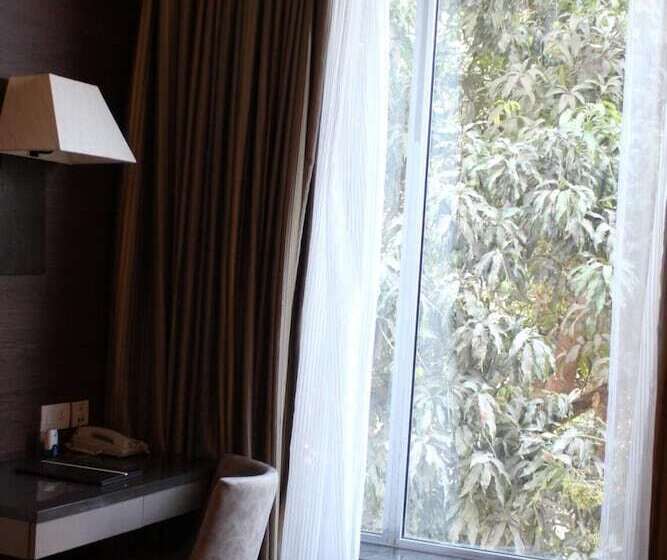 فندق The Fern, Vadodara