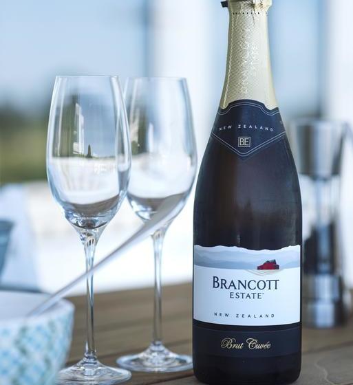 تختخواب و صبحانه Willow S Green