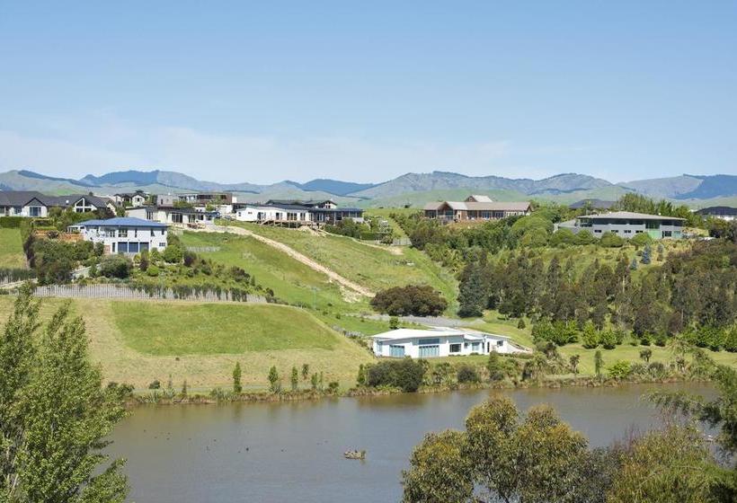 تختخواب و صبحانه Willow S Green