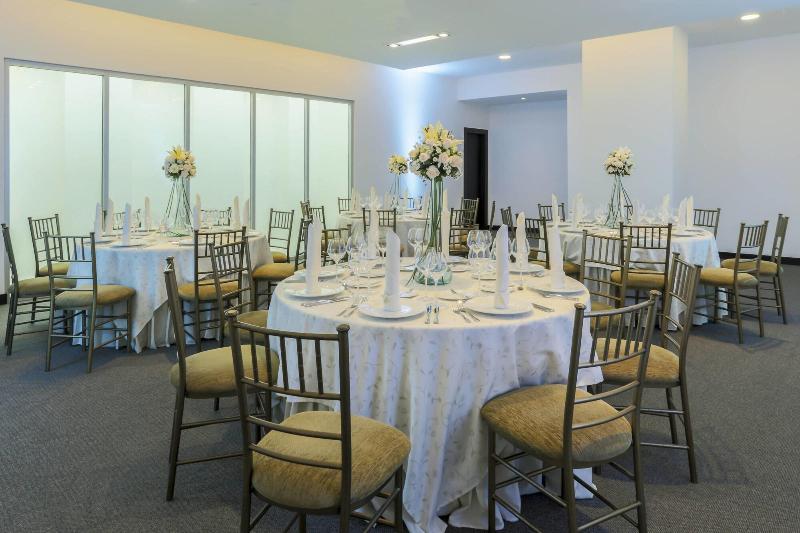 فندق Four Points By Sheraton Cuenca