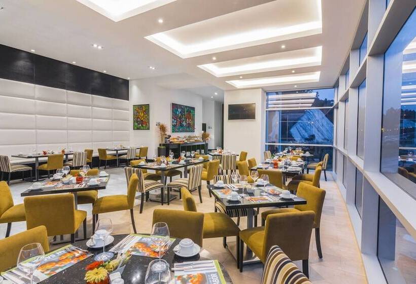 فندق Four Points By Sheraton Cuenca