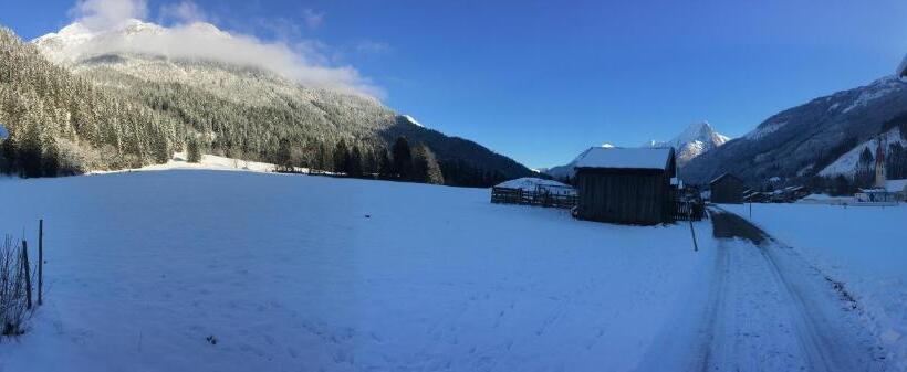 Отель Gasthof Sonne Häselgehr