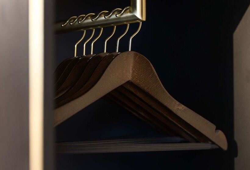 هتل Holiday Inn   The Niu, Cobbles Essen, An Ihg