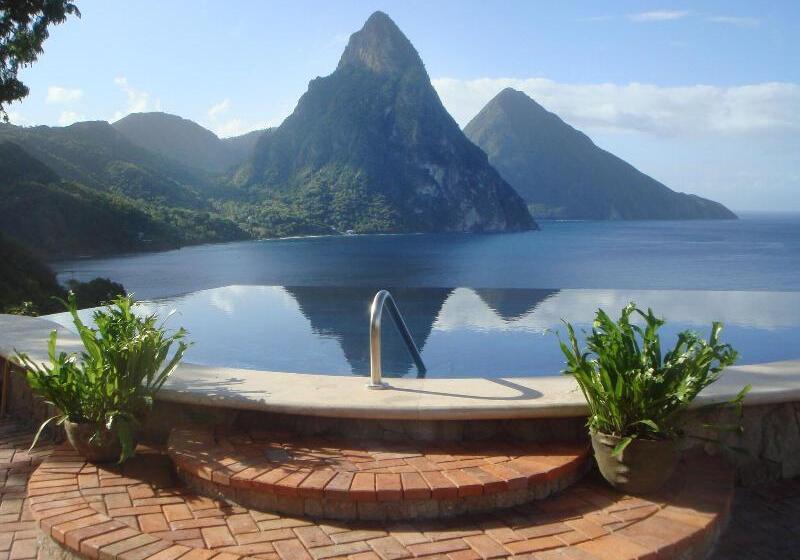 تختخواب و صبحانه Caille Blanc Villa &   Adults Only