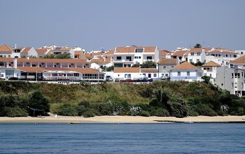 تختخواب و صبحانه Guarda Rios