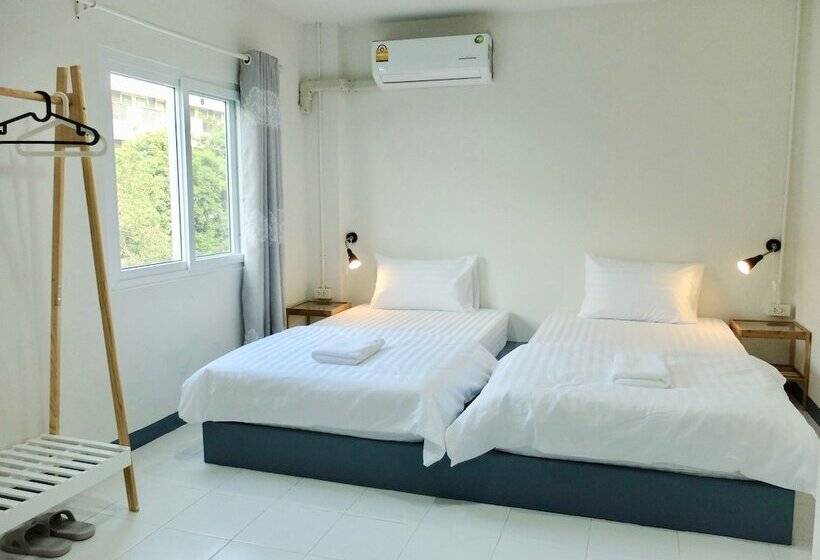 Diamond & Rust Hostel