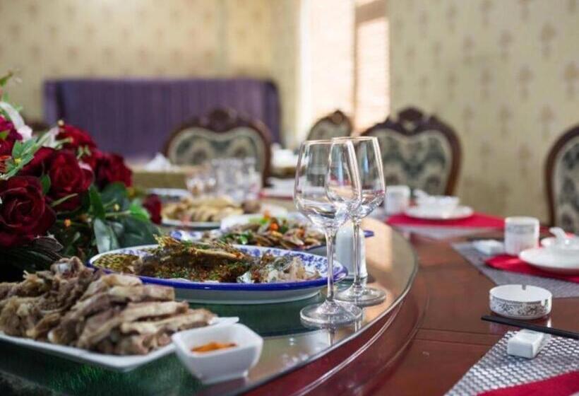 호텔 Green Tree Inn Tibet Lhasa Zhaji Temple