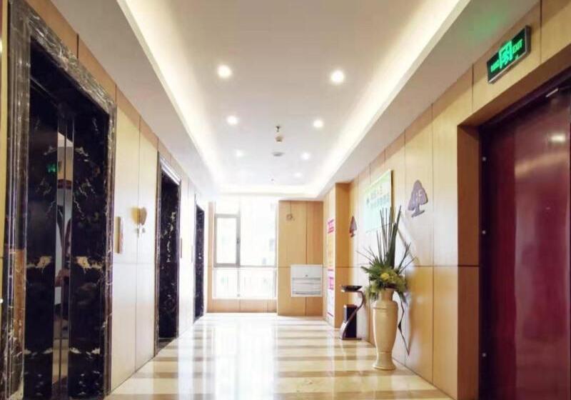 فندق Greentree Inn Qinghai Xining Jianguo Road Railway Station Express
