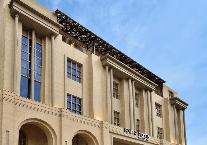 בית מלון כפרי Four Points By Sheraton Srinagar