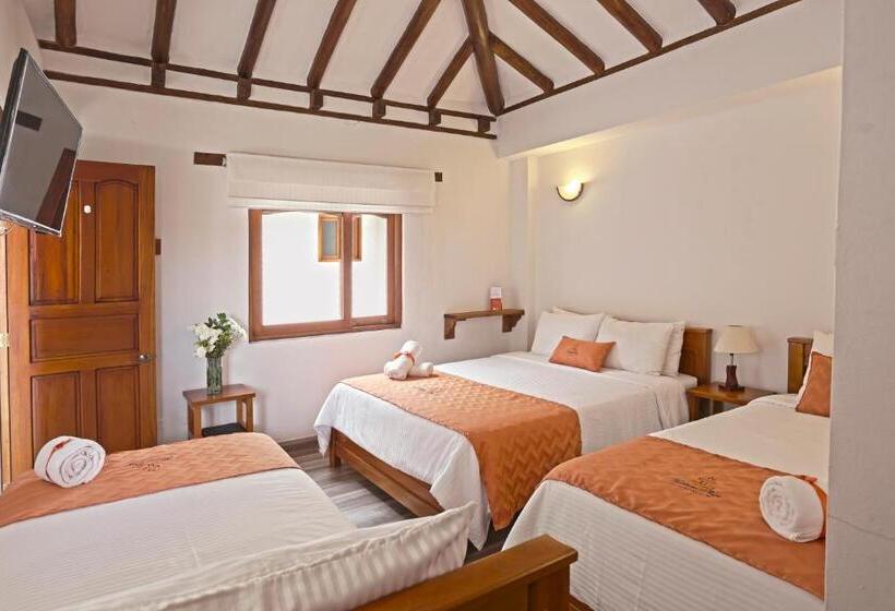 هتل Fontana Plaza