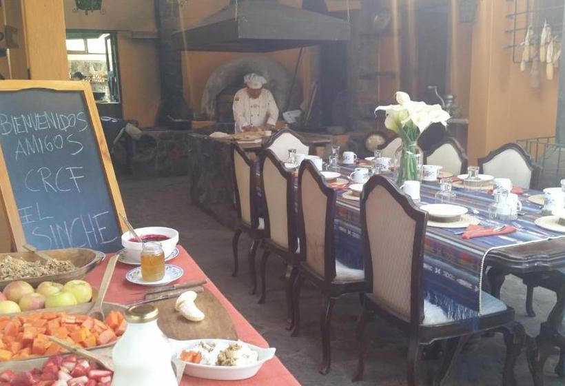 هتل Hacienda El Sinche