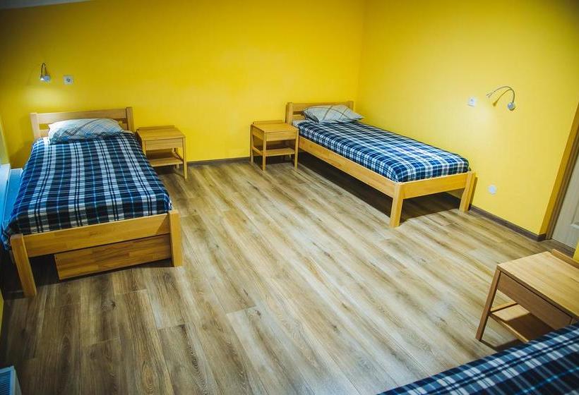 Alina Hotel & Hostel