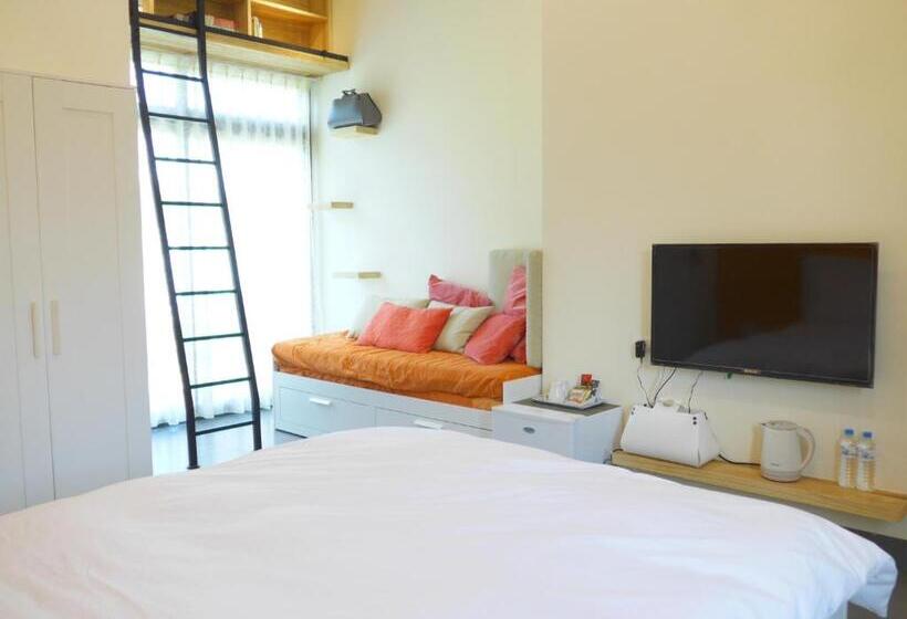 تختخواب و صبحانه 集集16號 百大金質好客民宿