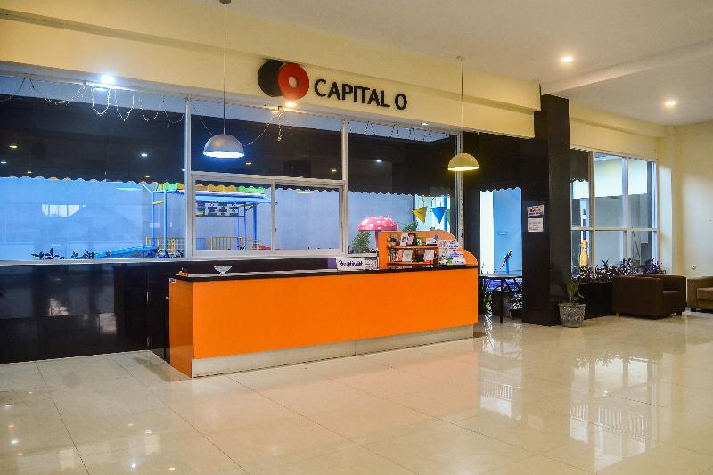 هتل Capital O 1246  Grand Pacific