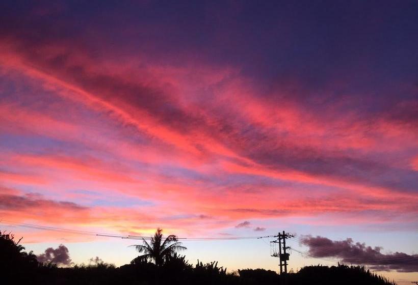 فندق Canaan Coffee &