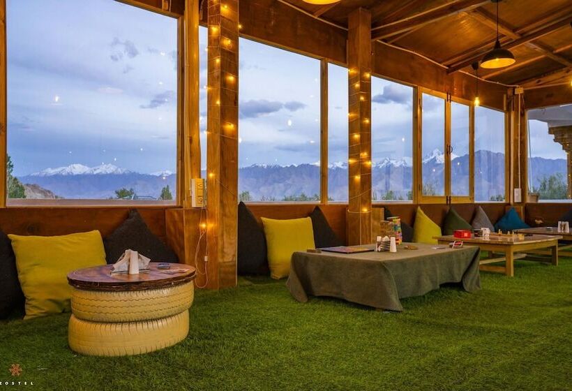 Общежитие Zostel Leh