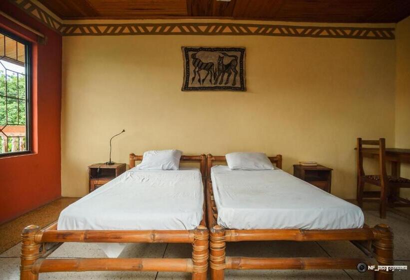 צימר Busua Inn