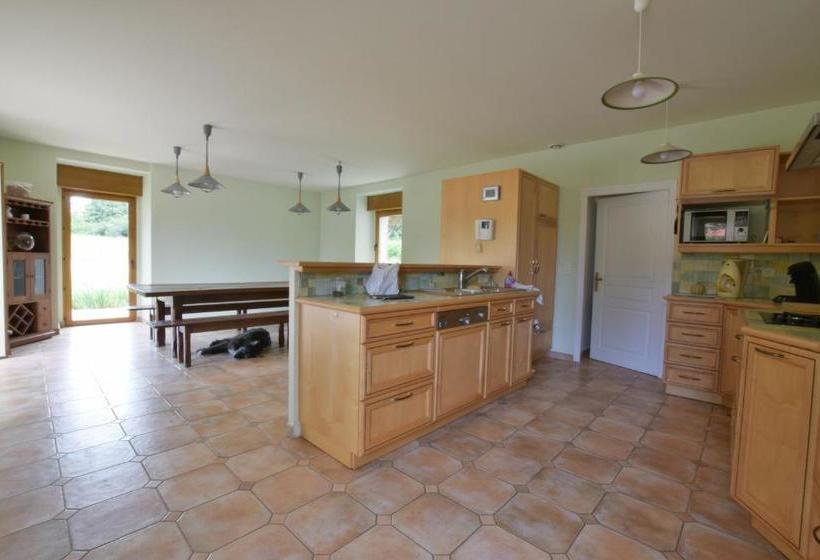 住宿加早餐  Domaine Uraveni