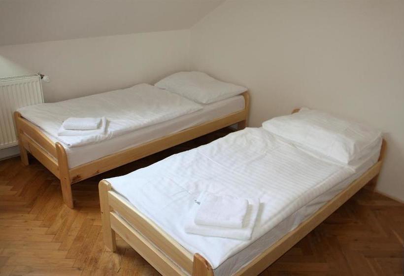 Hostel Hello