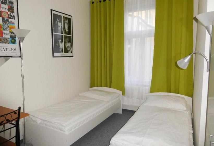 Hostel Hello