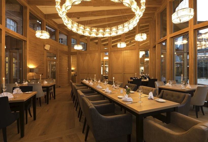 فندق Brunnenhaus Schloss Landau