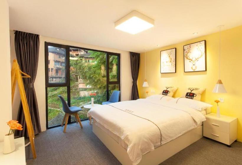 הוסטל Salad Days Inn