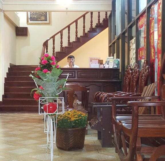 هتل Sakura Wood House