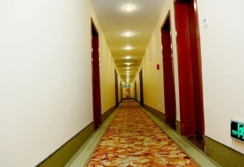 ホテル Greentree Inn Huaian Qingpu District Huaihainan Road Express