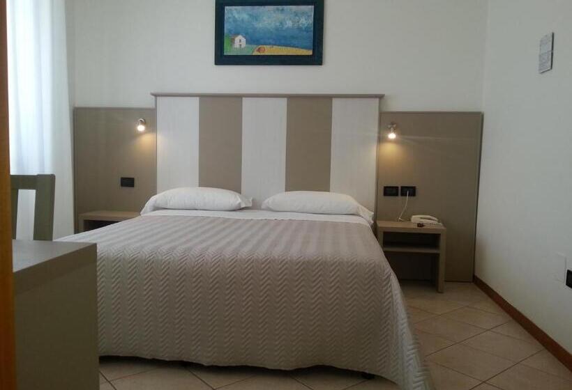 בית מלון כפרי Risorgimento   Albergo   Bar