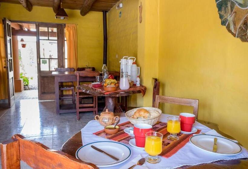 تختخواب و صبحانه La Montaña