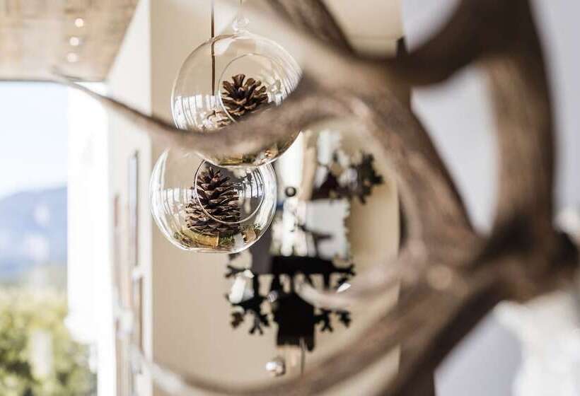 هتل Alpin Boutique Villa Gabriela   Adults Only