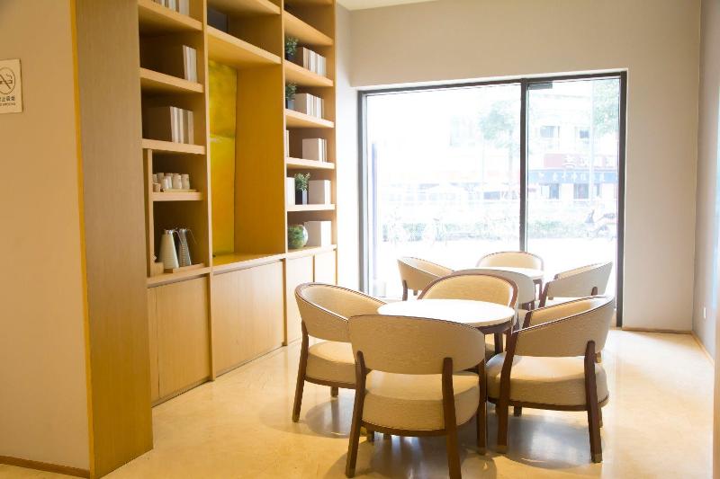 בית מלון כפרי Ji  Chengdu West Hitech Zone Longhu