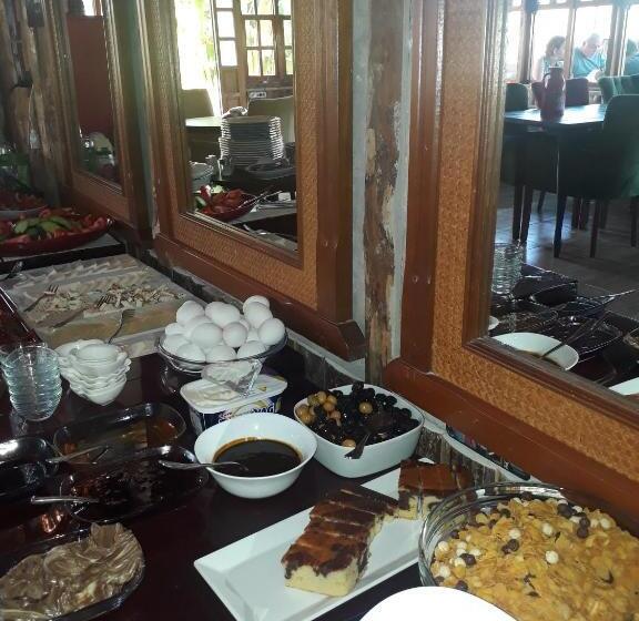 בית מלון כפרי Nostalgia World