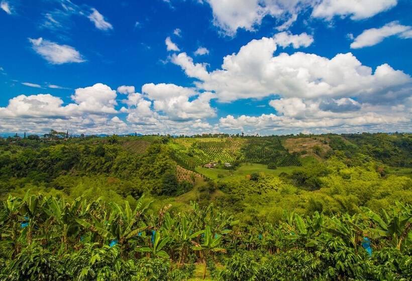 هتل Karlaká Calarcá Quindio   Eje Cafetero