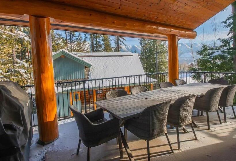 리조트 Snow Creek Cabins By Fernie Lodging Co
