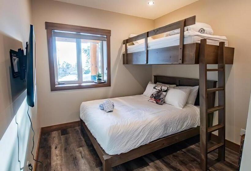 리조트 Snow Creek Cabins By Fernie Lodging Co