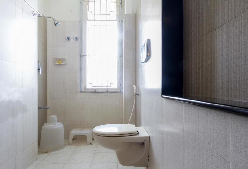 ホテル Thaai Coimbatore   Opposite Railway Station