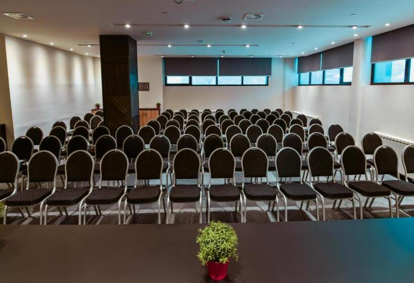 هتل Putnik Kopaonik