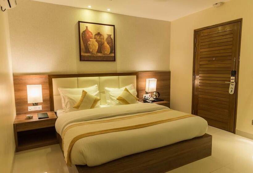 فندق Sangai Continental