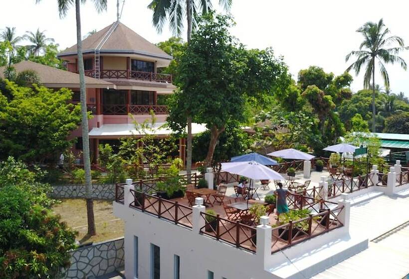 Noni S Resort